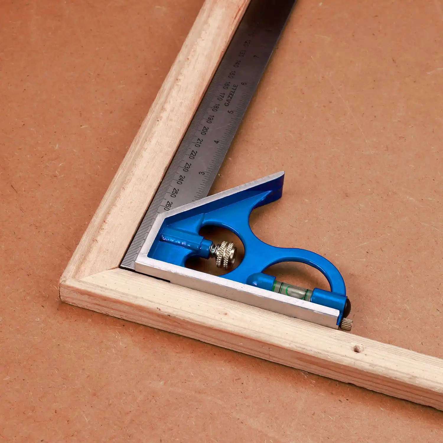 G80290 12 In. Aluminum Combination Square (300mm) - Image 3