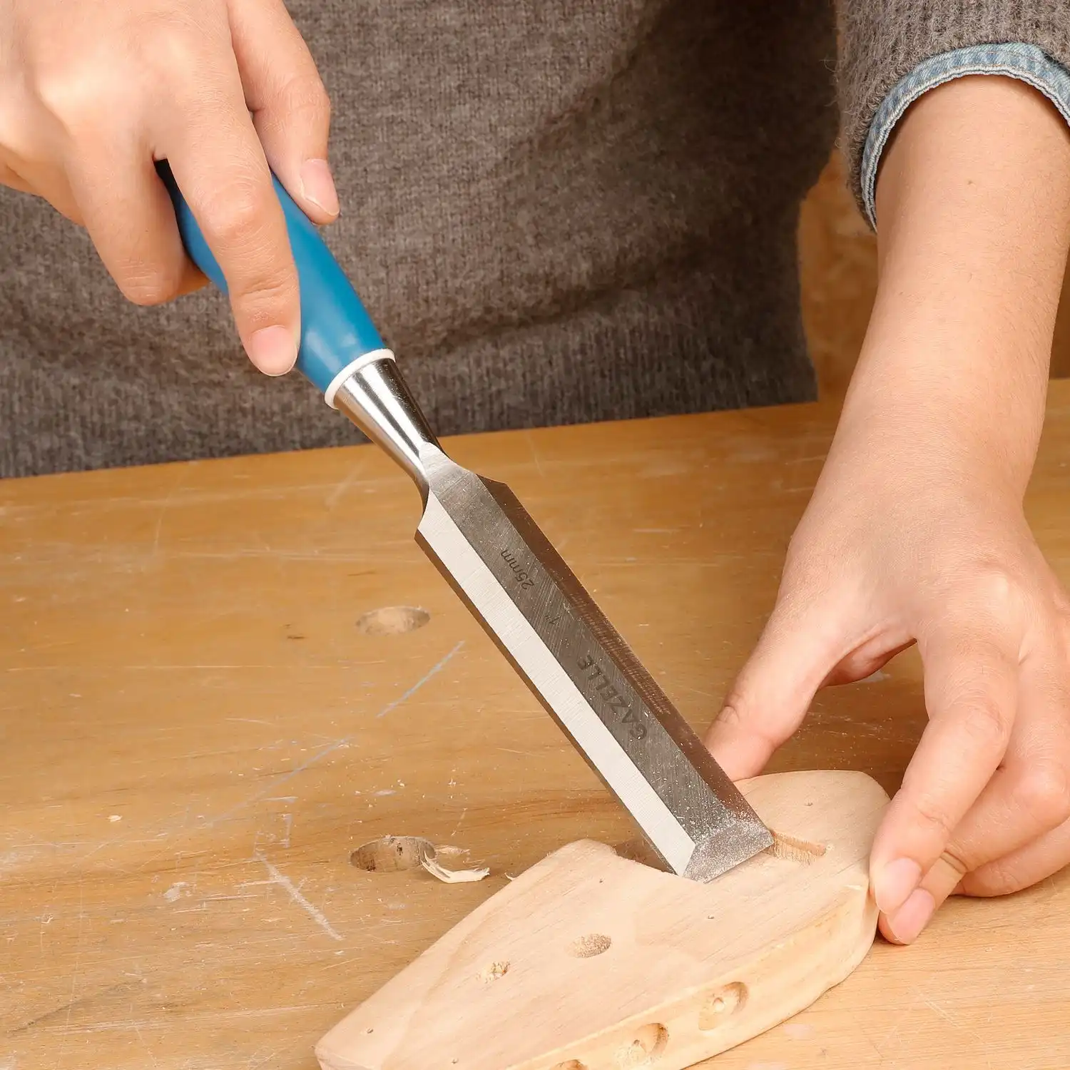 G80428 1 IN. Bevel Edge Wood Chisel (25mm) - Image 3